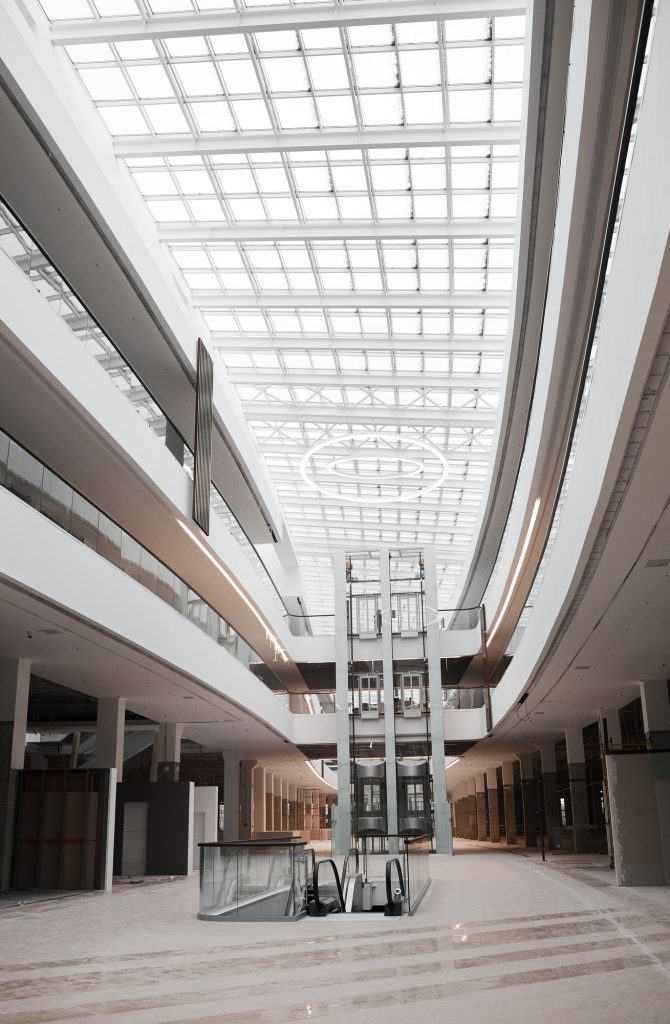 empty-shopping-mall-architecture.jpg